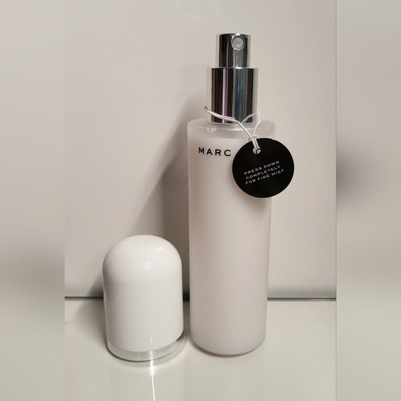 Marc Jacobs Beauty Re(cover) Perfecting Coconut Setting Mist - Picture 4 of 5